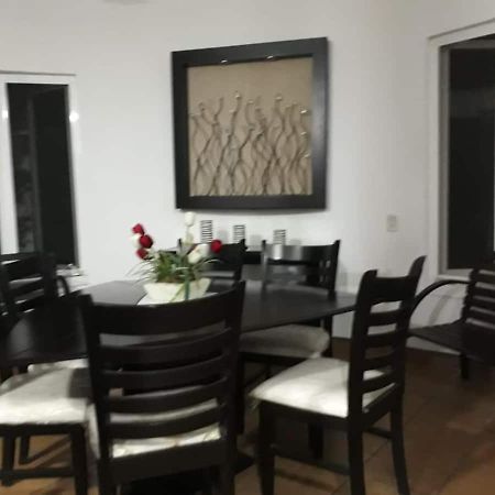 Atlihuayan Casa Acogedora Con Albercaヴィラ エクステリア 写真
