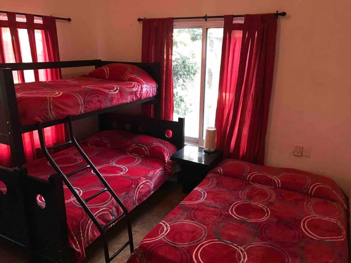 Atlihuayan Casa Acogedora Con Albercaヴィラ エクステリア 写真