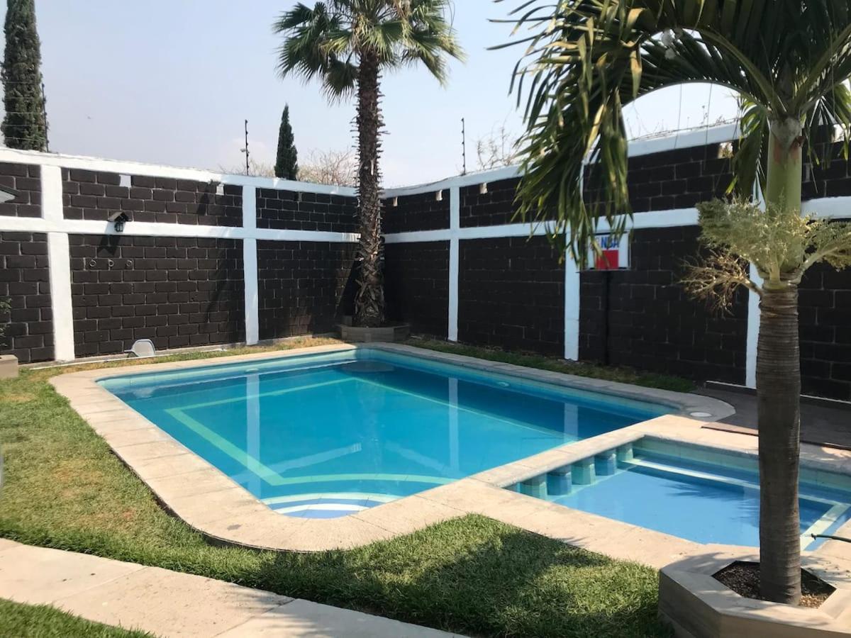 Atlihuayan Casa Acogedora Con Albercaヴィラ エクステリア 写真